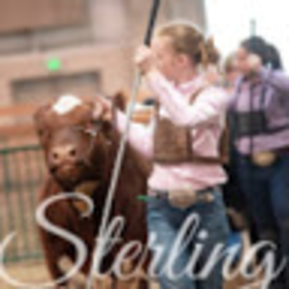 Meet your Posher, Erin - Picture 1 of 1